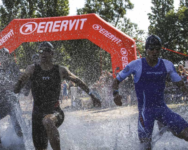 ENERVITI TOITUMISJUHEND PIKAMAA TRIATLONIKS Kõik, mida pead teadma toitumisest ja toidulisanditest oma järgmiseks võistluseks Triatlon on mitmel põhjusel nõudli